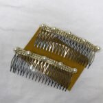 شانه مو با دیزاین نگین و مروارید – جفتی – ۱۰.۵ سانتی‌متری