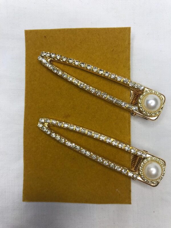 گلسر انبری طلایی با دیزاین نگین و مروارید – جفتی – ۷ سانتی‌متری