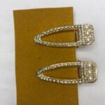 گلسر انبری طلایی با دیزاین اشکی، نگین و مروارید – جفتی – ۷ سانتی‌متری